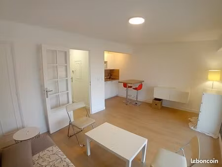 location meublée la colle s/loup