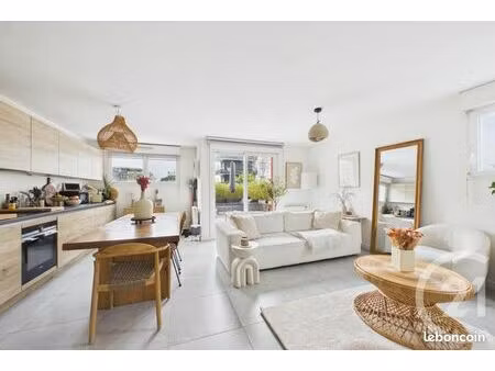 appartement 3 pièces 70 m²