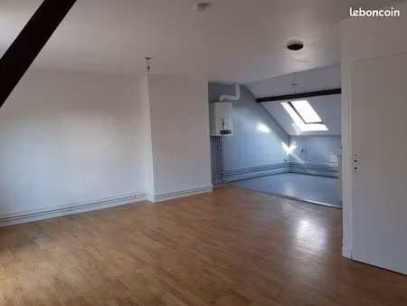 f3 proche centre-ville saint-quentin (02)