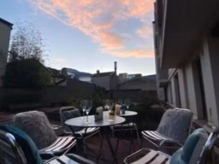 t4 rénové et meublé - idéal famille ou colocation – grande terrasse sécurisée – garage –lu