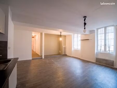 appartement 4 pièces 87 m²