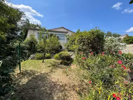 vaste villa familiale à labeaume (07)