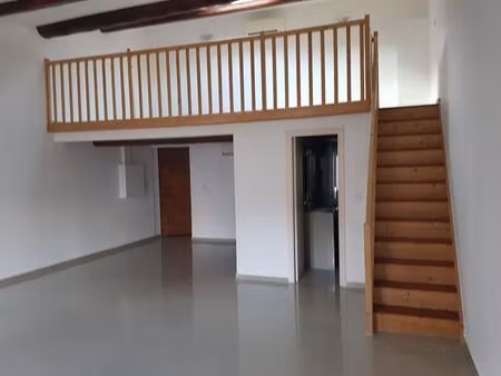 loue t2 loft 66m² 1100€cc - 13007