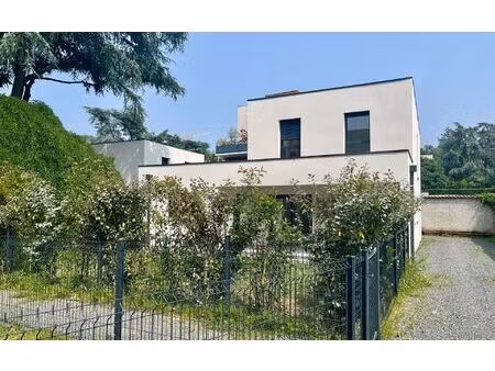 maison tassin-la-demi-lune 130 m² t-6 à vendre  690 000 €