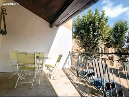 creissan  appartement 3 pièces meublé  2 terrasses