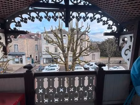 charmant t2 proche centre-ville