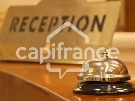 dpt rhône (69)  a louer villefranche sur saone plateau brut de 921 m2 avec visibilité auto