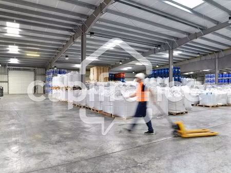 location bureau 4 pièces 858 m² à corcelles-en-beaujolais (69220)