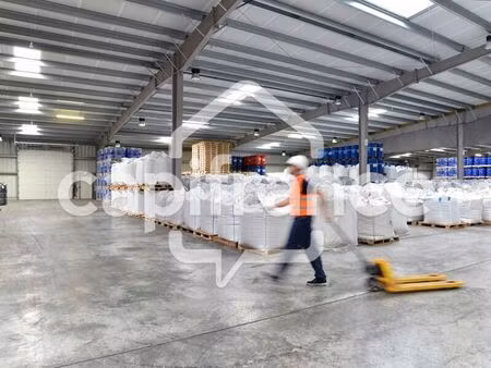 location bureau 4 pièces 2175 m² à villefranche-sur-saône (69400)