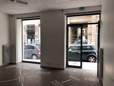 location commerce 1 pièce 35 m² à lyon 1 (69001)