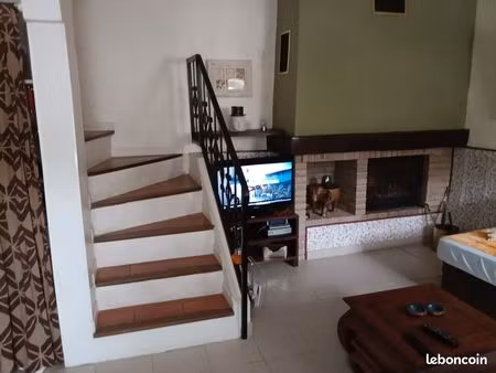 bel appartement situé à 17 [url masquée pour votre sécurité] follelli tout aménagée neuf