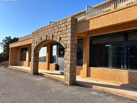 local commercial de 200m² loué brut - espace entièrement modulable