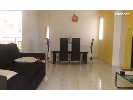 à saisir charmant t2