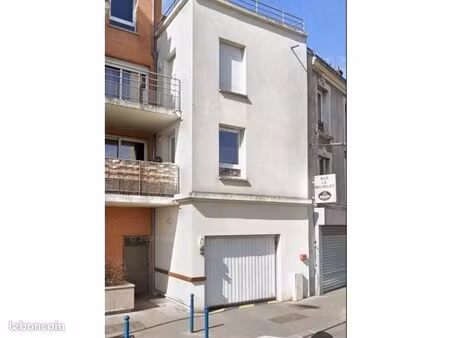 parking 12m2 pantin