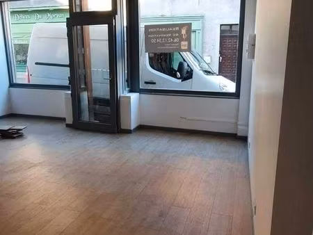 local commercial 50m²