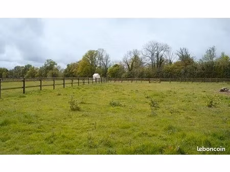 recherche pré pour chevaux