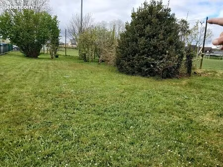 terrain 620 m² saint-agathon