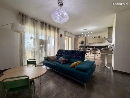 appartement t4 76 m2 avec terrasse + parking