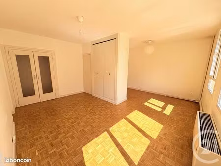 appartement 1 pièce 37 m²