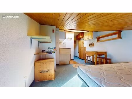 studio 1 pièce 17 m²