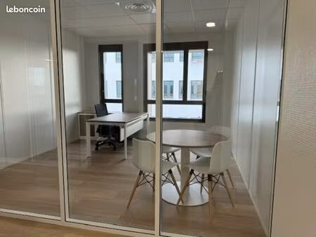 bureau 21 m²