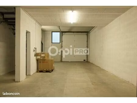 local d'activité 112 m²