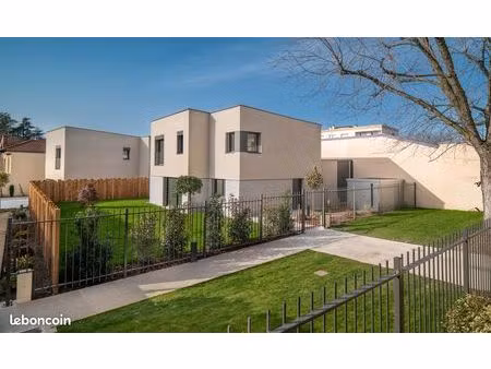 maison neuve 126m² à montchat centre