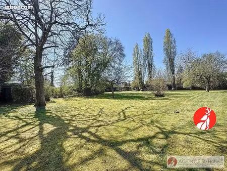 terrain 2 200 m² barbizon