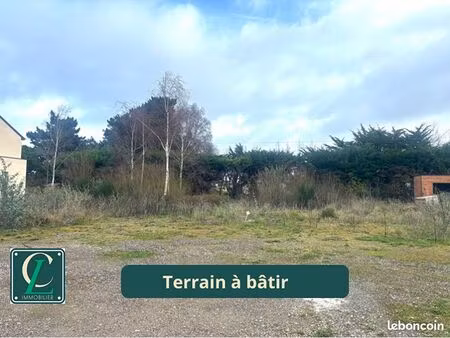 terrain 561 m² frehel
