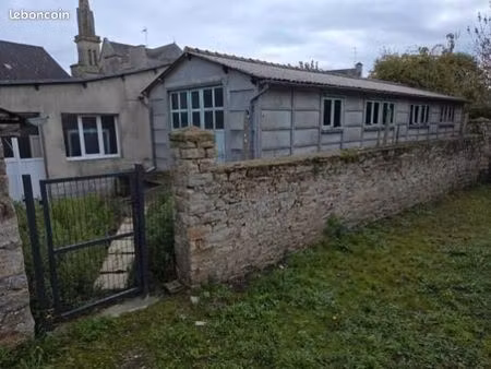 broons centre ville bâtiment avec cu positif pour habitation