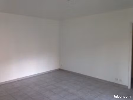 appartement t2 47 m2
