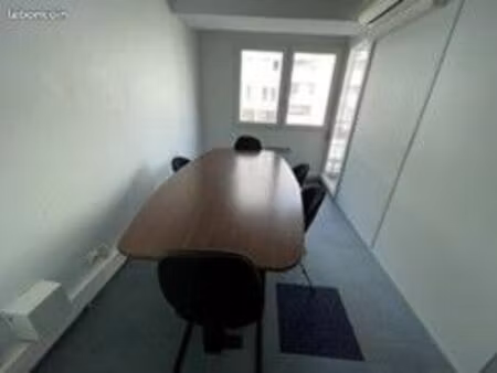 bureau climatisé de 9 m2 à lyon 7e