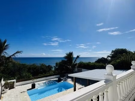 villa 8 pièces 197 m²