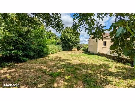 terrain 478 m² la crèche