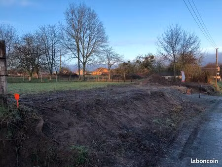 terrain constructible à 5'de sille-le-guillaume