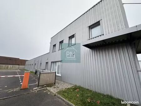 bureaux 570 m² doullens
