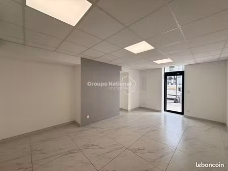 local commercial 35 m² avignon