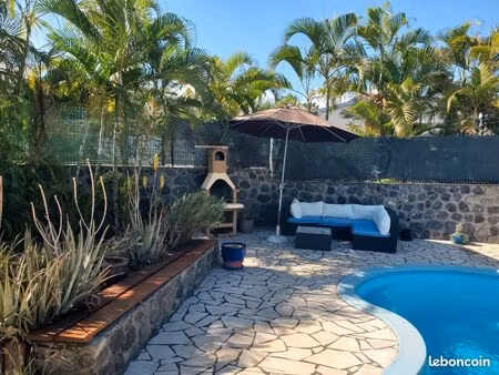 villa t4 avec piscine