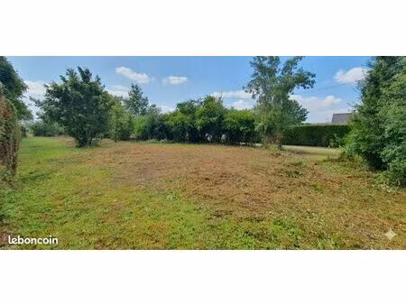 terrain 1 200 m² albias