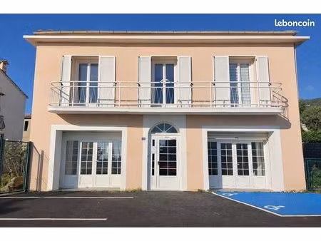 bureaux à louer bastia – parking privatif – vue mer