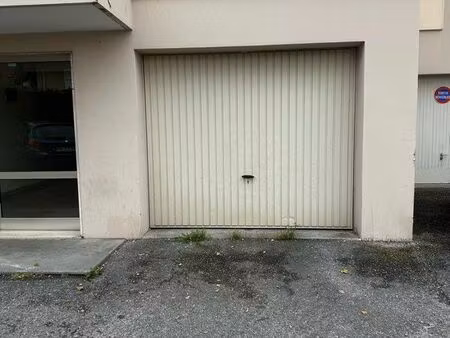 garage