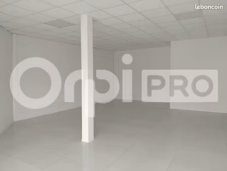 local commercial 58 m²