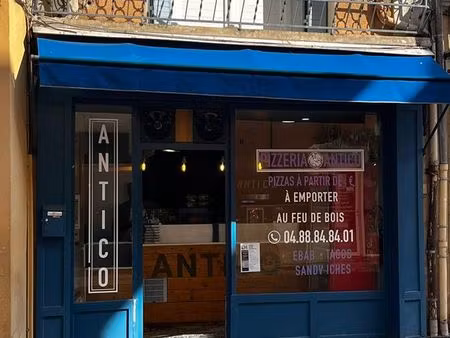 murs commerciaux 40 m² orange