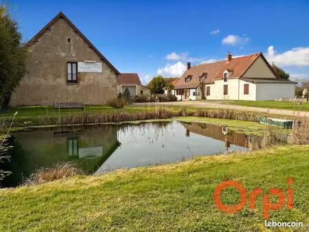 maison 7 pièces 280 m²