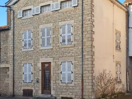 maison de ville 4 pièces 90 m²