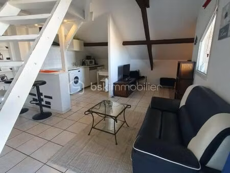 studio 1 pièce 28 m²