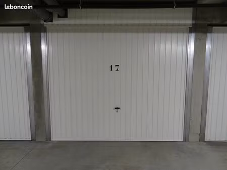 garage box craponne limite francheville