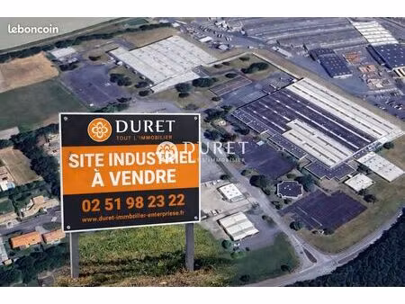 local 22958 m² aizenay