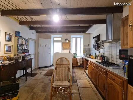 maison 6 pièces 150 m²