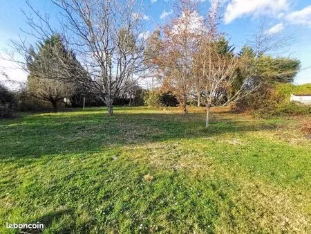 terrain 800 m² boutigny